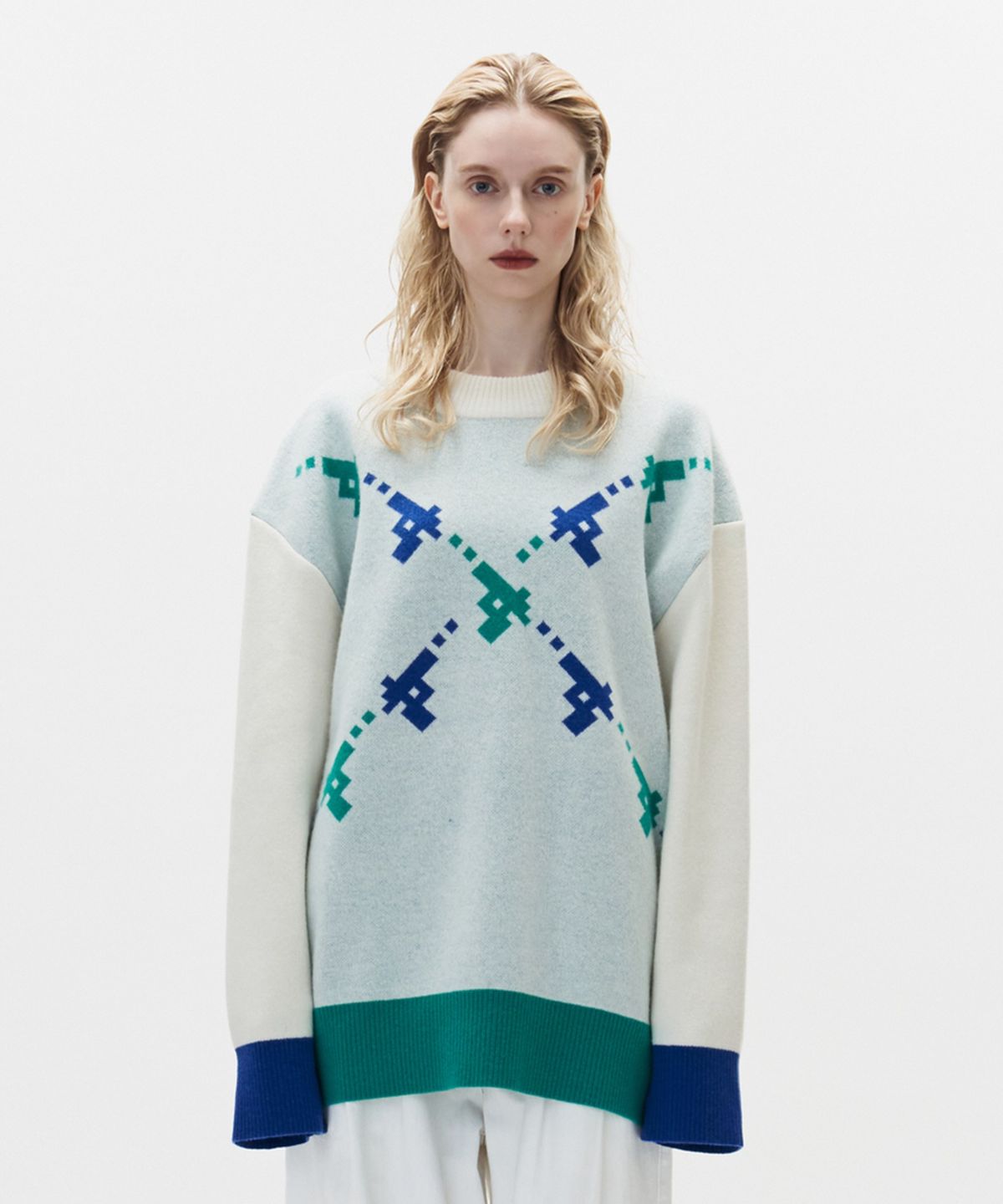 키모우이(KIMOUI) GUN GRAPHIC KINT SWEATER (IVORY)