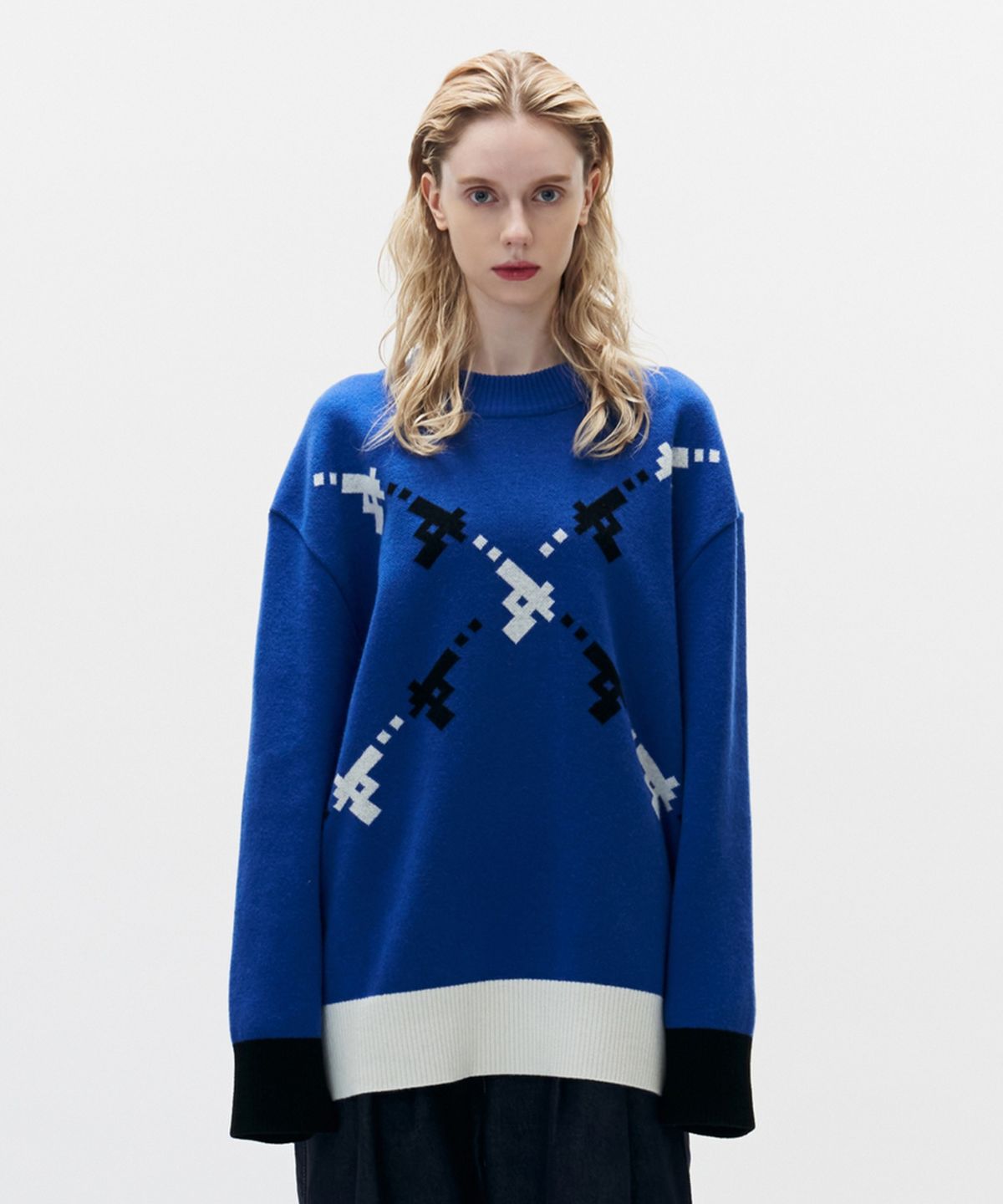 키모우이(KIMOUI) GUN GRAPHIC KINT SWEATER (BLUE)