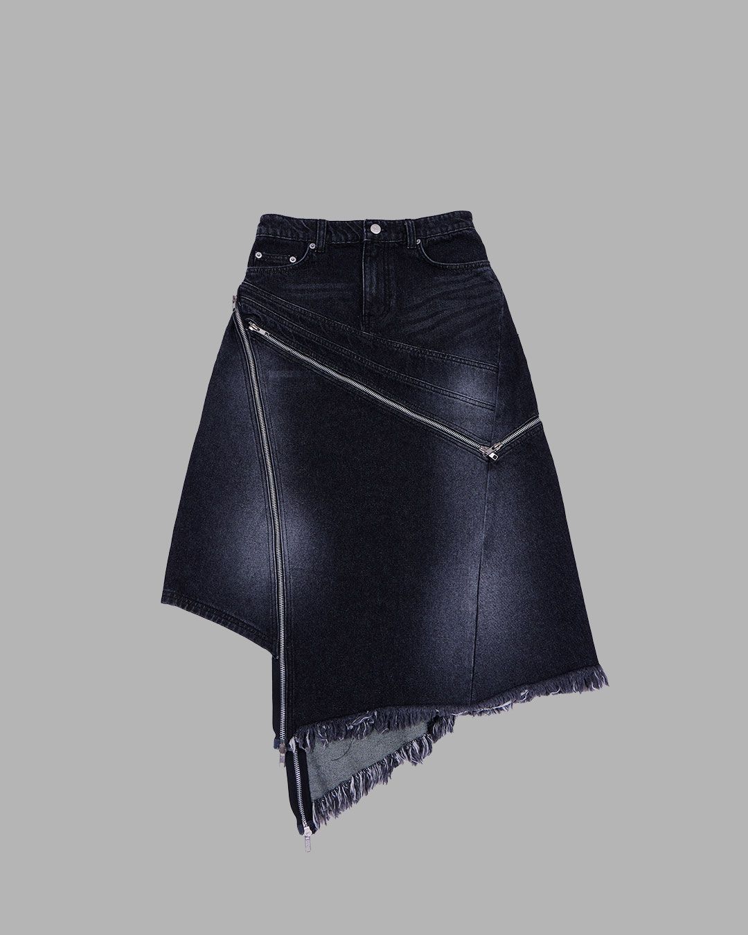 MUSINSA | THE MUSEUM VISITOR DIAGONAL ZIPPER DETAILED WASHED