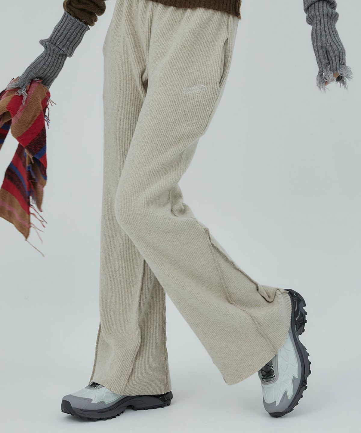 애프터홈파티(AFTER HOME PARTY) wools pants