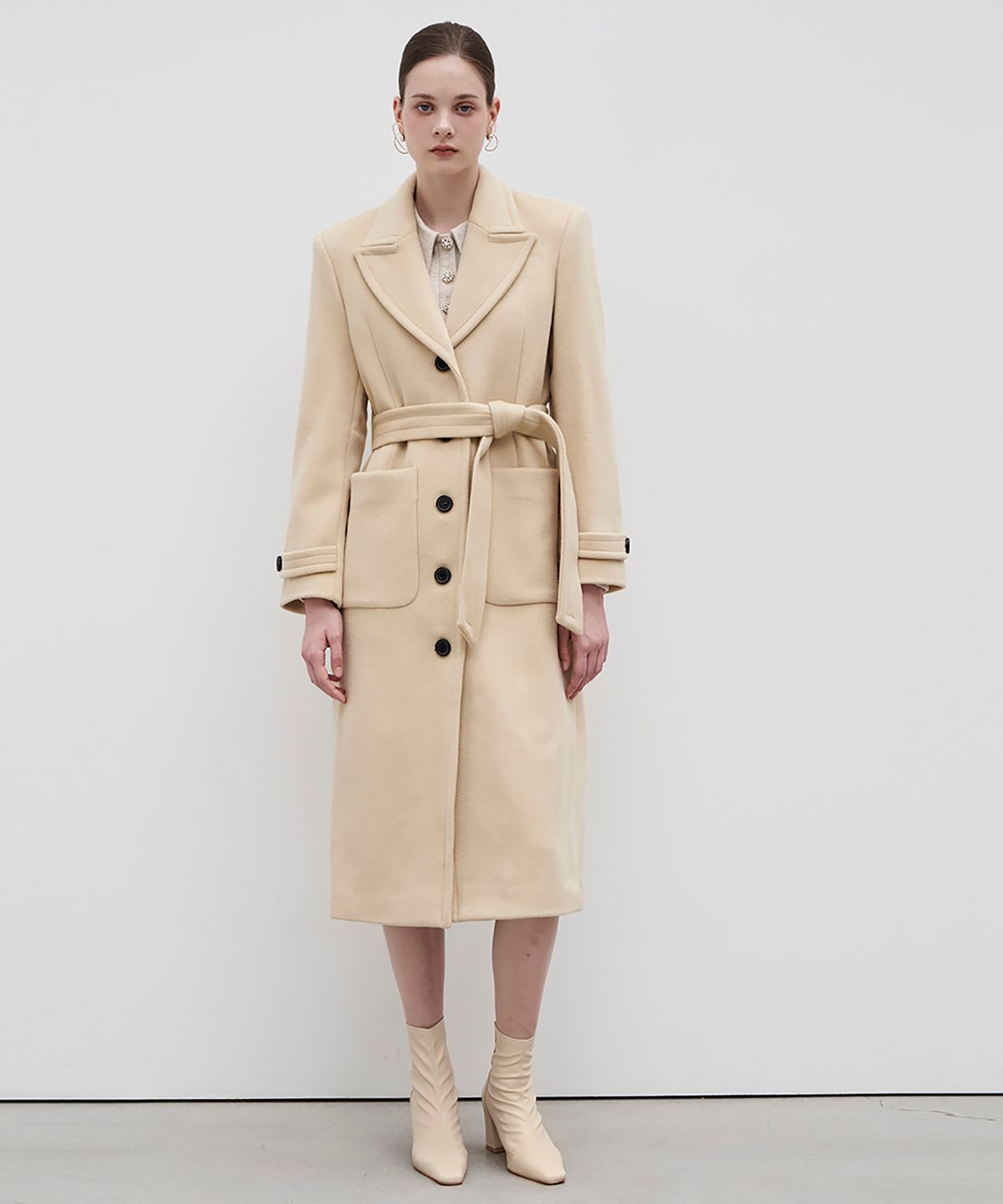 쥴리앤칼라(JULIY&CALLA) 23FW 칼라1 컬렉터 프리미엄 미들턴   메리노울코트  버터