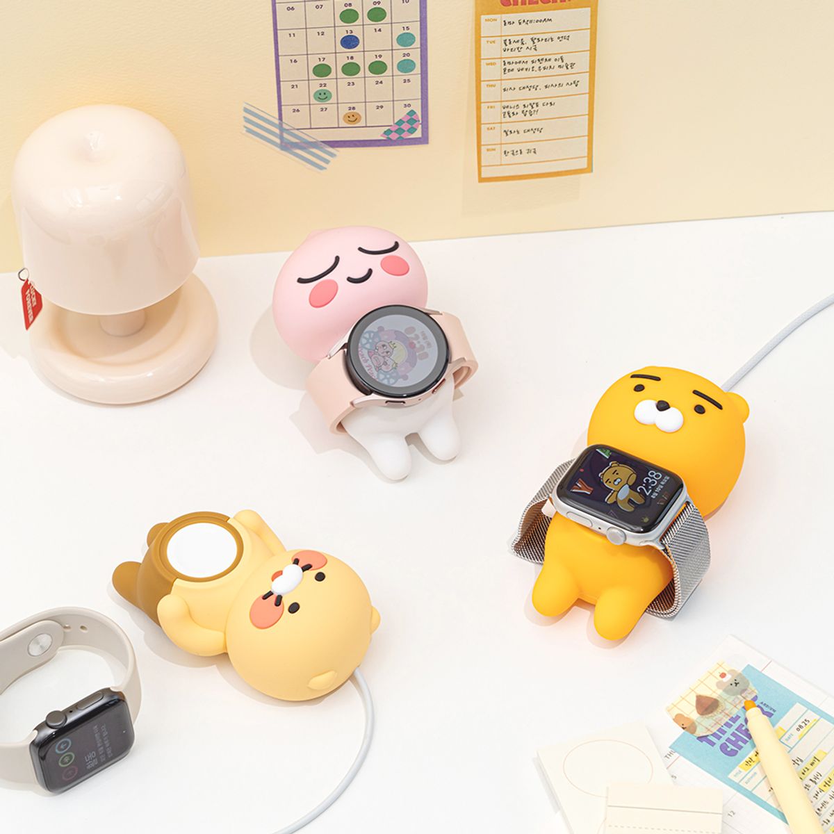 카카오프렌즈 파트너(KAKAOFRIENDS PARTNERS) 배뽈록 스마트워치 충전 거치대