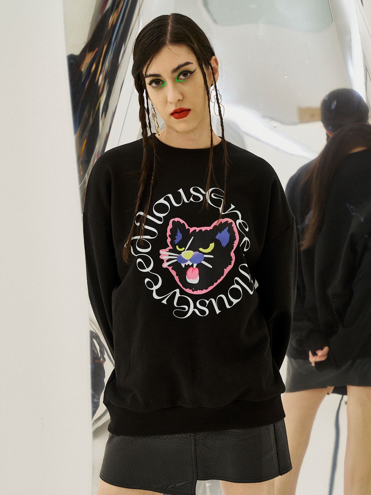 그리디어스(GREEDILOUS) Cat Print Loose Sweater Top Black