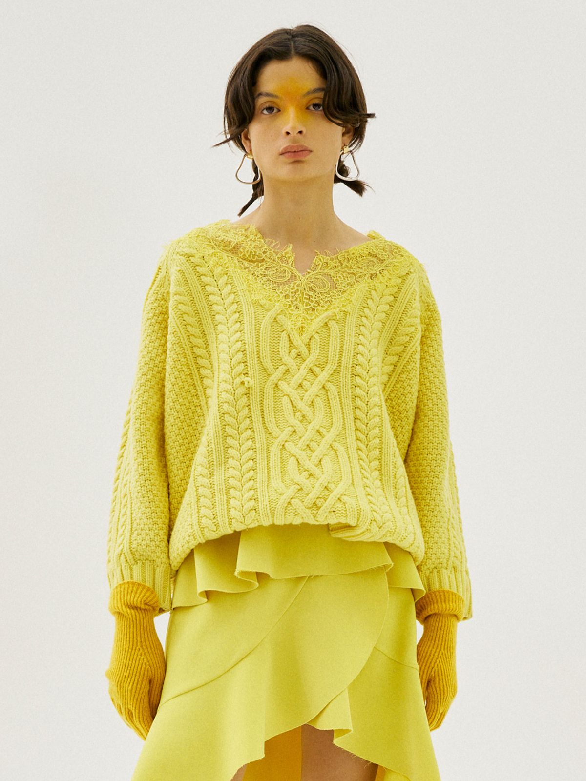 그리디어스(GREEDILOUS) Loose V-Neck Cable-Knit Top