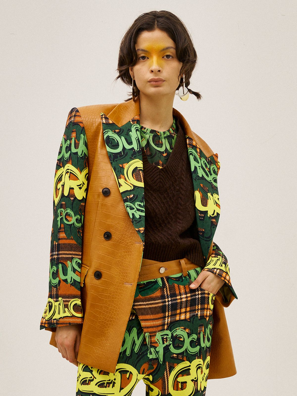 그리디어스(GREEDILOUS) Green Logo Leather Contrast Blazer