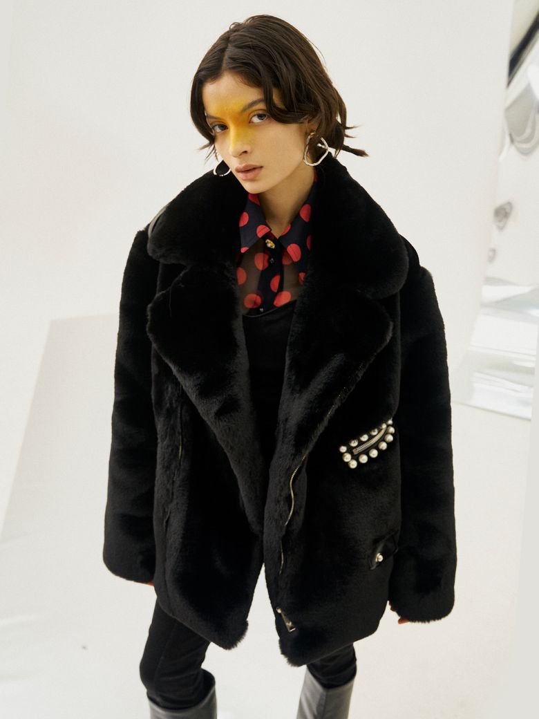 Pearl Set Fur Motercycle Jacket Black