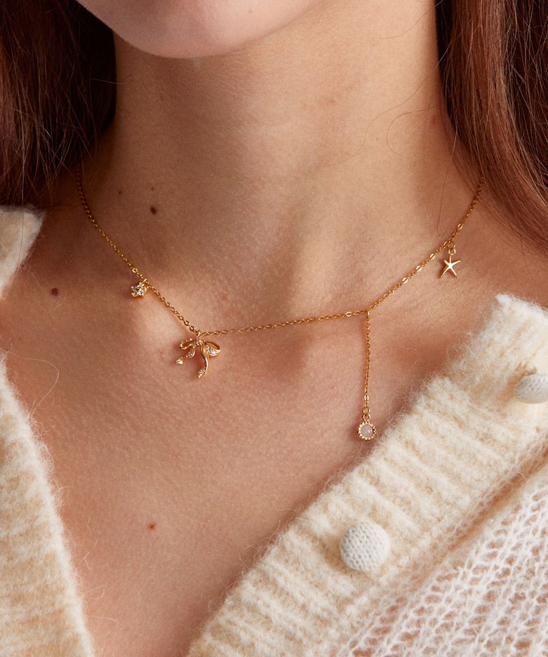 Shining ribbon and others surgical necklace