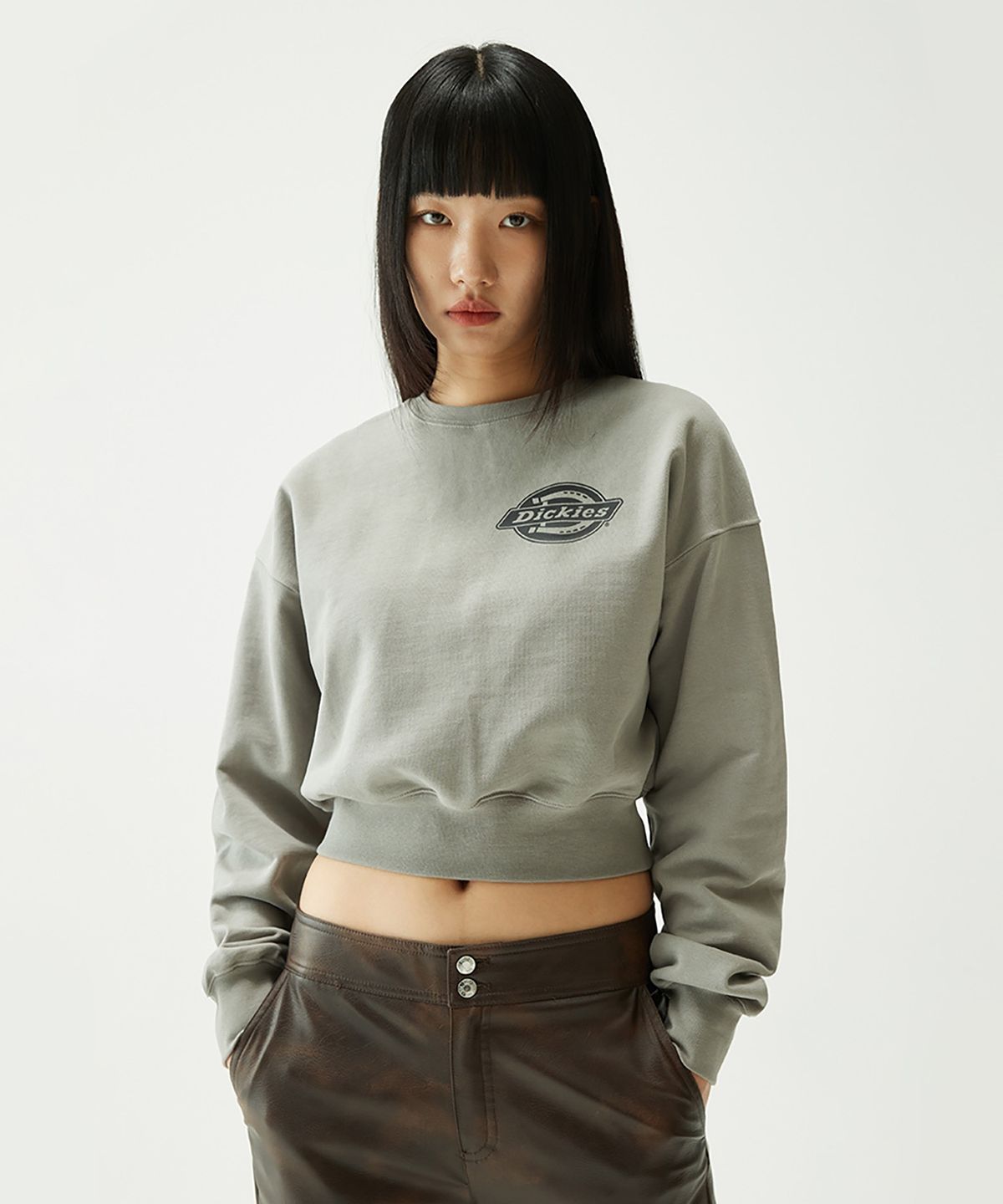 디키즈(DICKIES) 아이코닉 로고 크롭 스웨트셔츠 Gray