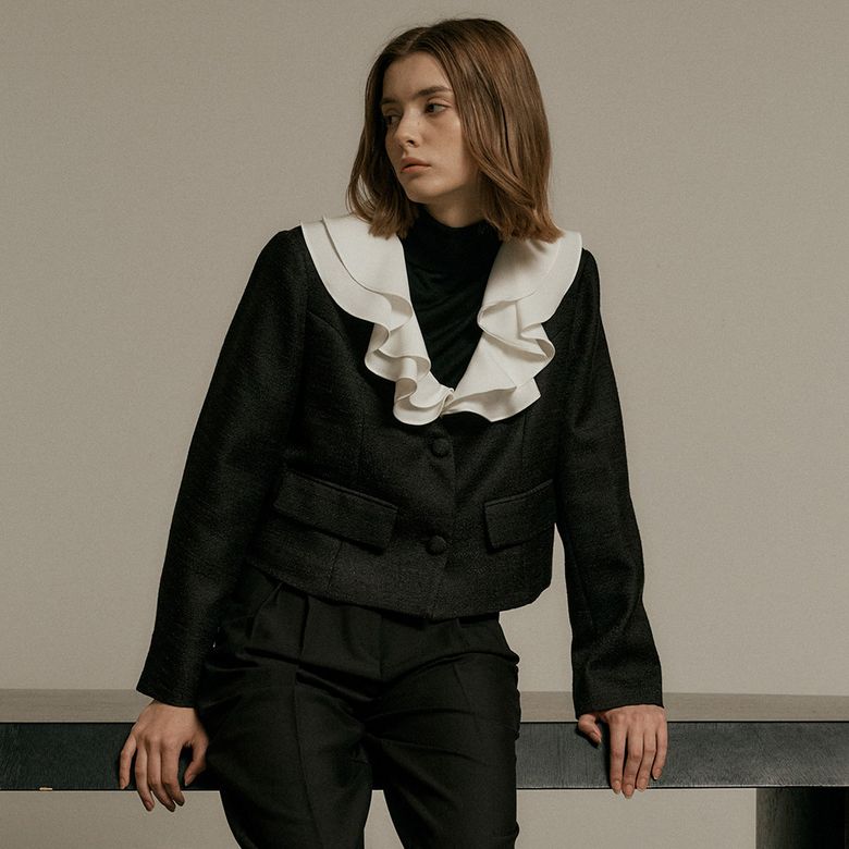 WD_Detachable collar cropped jacket