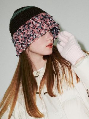 플러피 링 크로셰 햇 (브라운)