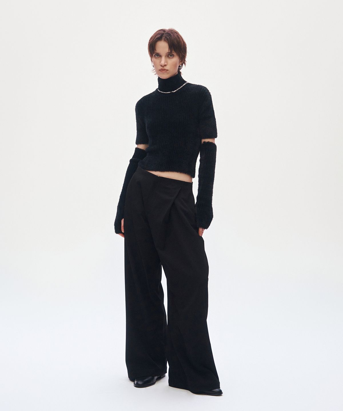 트리밍버드(TREEMINGBIRD) Low Rise Wide Slacks [ Black ]