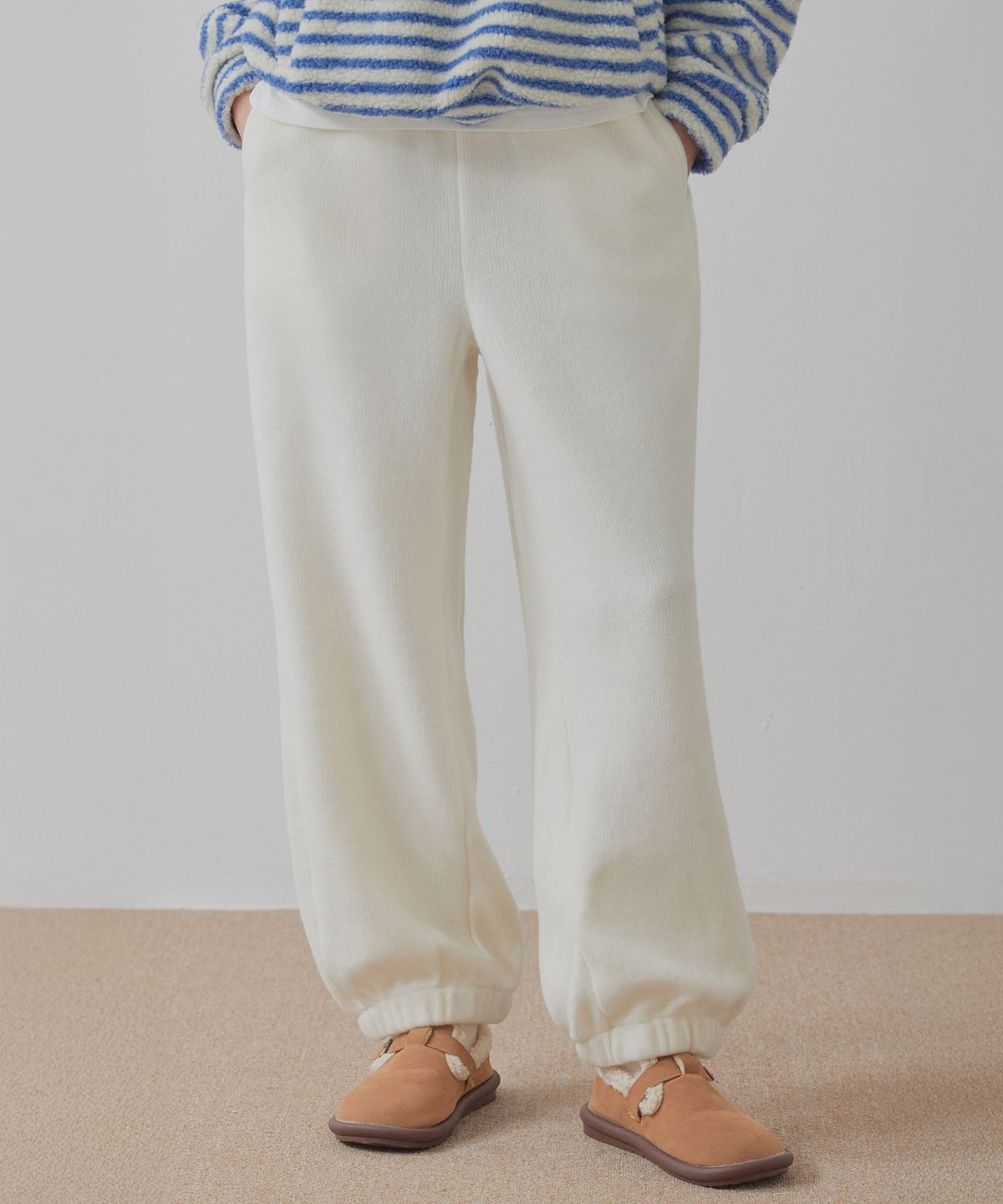탑걸(TOPGIRL) BOUCLE JOGGER PANTS_T326BT703