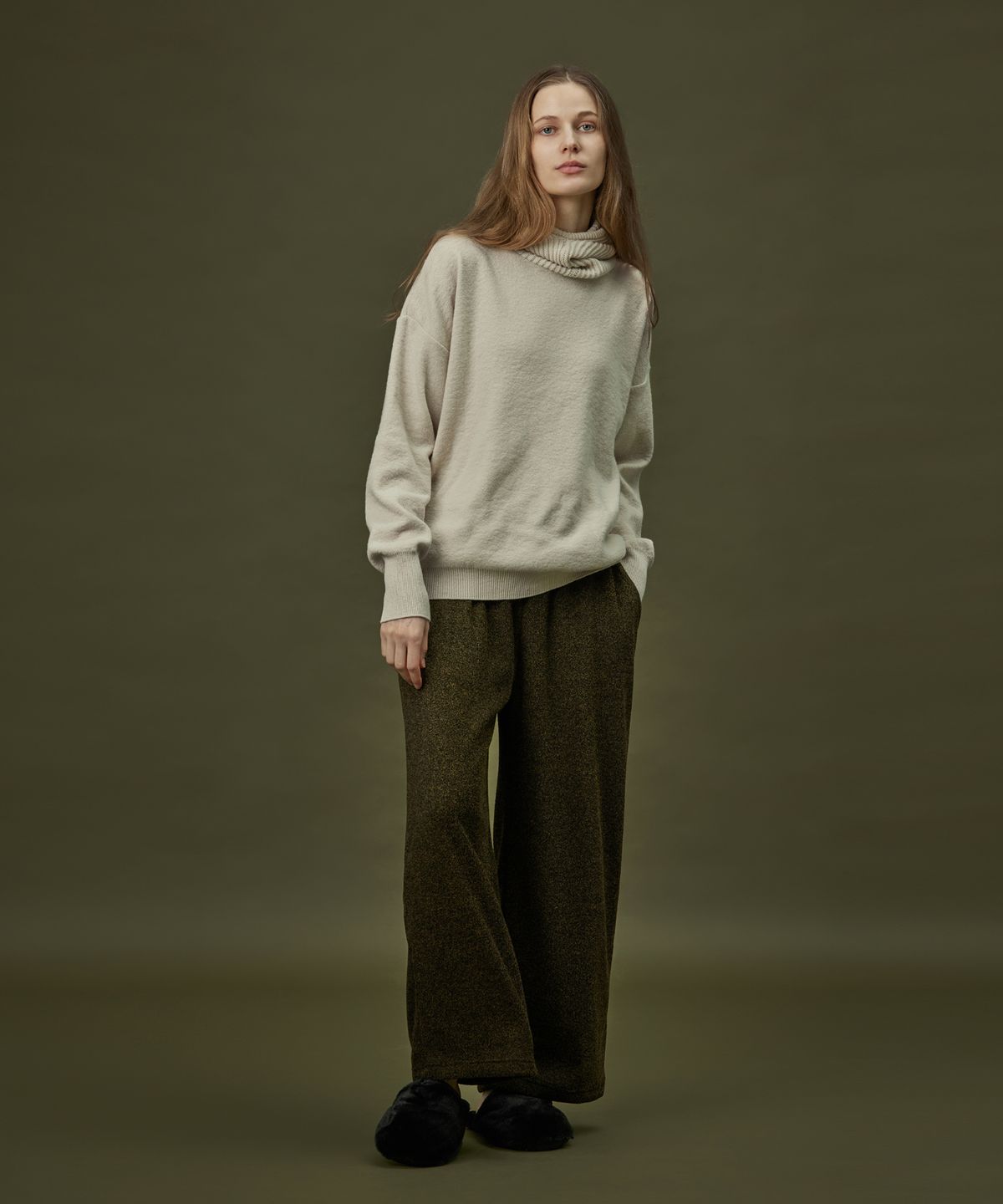 아템포(ATEMPO) LOUNGE PANT_khaki black (women)