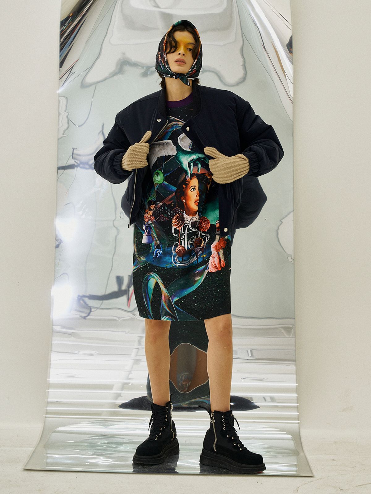그리디어스(GREEDILOUS) Girl Face Neopreme Dress