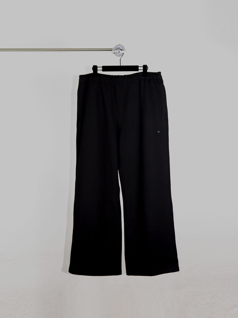 WIDE TRAINER SWEAT PANTS_BLACK