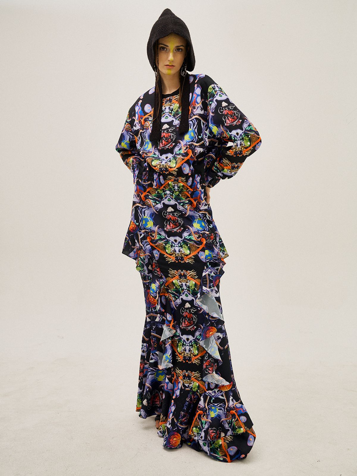 그리디어스(GREEDILOUS) Electric Spider Floor-Length Ruffle Skirt