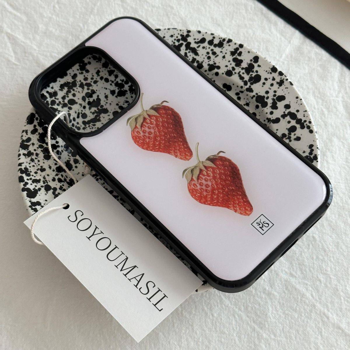 소유마실(SOYOUMASIL) Strawberry 에폭시범퍼케이스