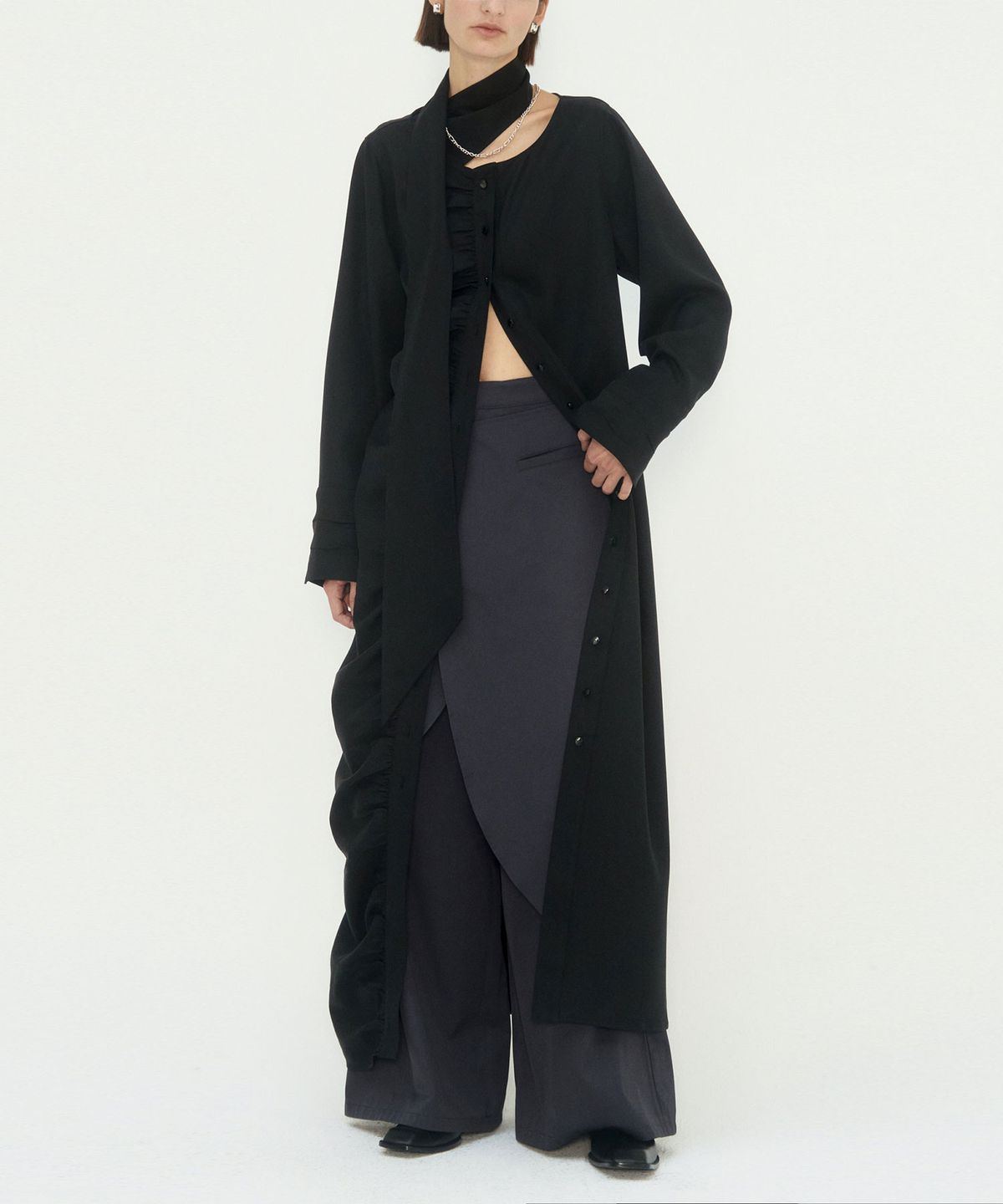 트리밍버드(TREEMINGBIRD) Scarf Shirring Long One-Piece [ Black ]