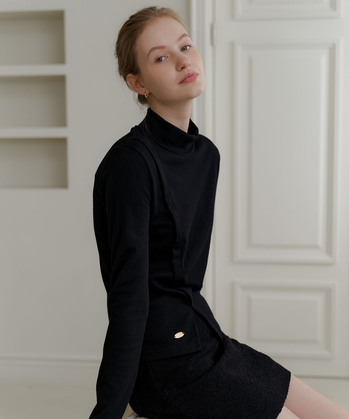 엽페(YUPPE) SLIM TURTLENECK T-SHIRT_BLACK