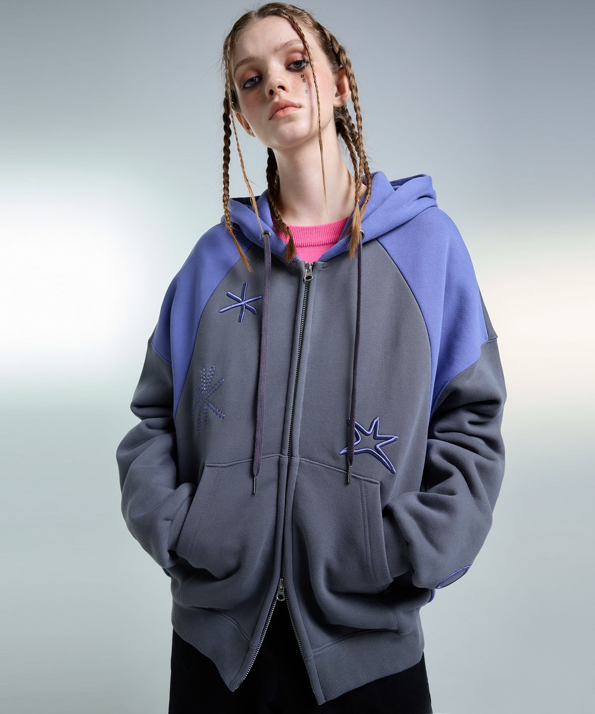 러브이즈트루(LUVISTRUE) AM RAGLAN HOOD ZIP UP(CHARCOAL)