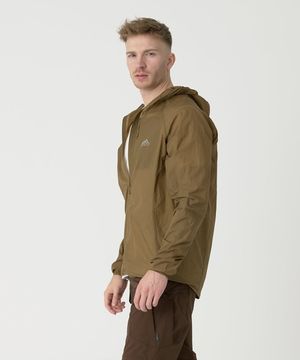 트라몬테인 윈드자켓 코요테