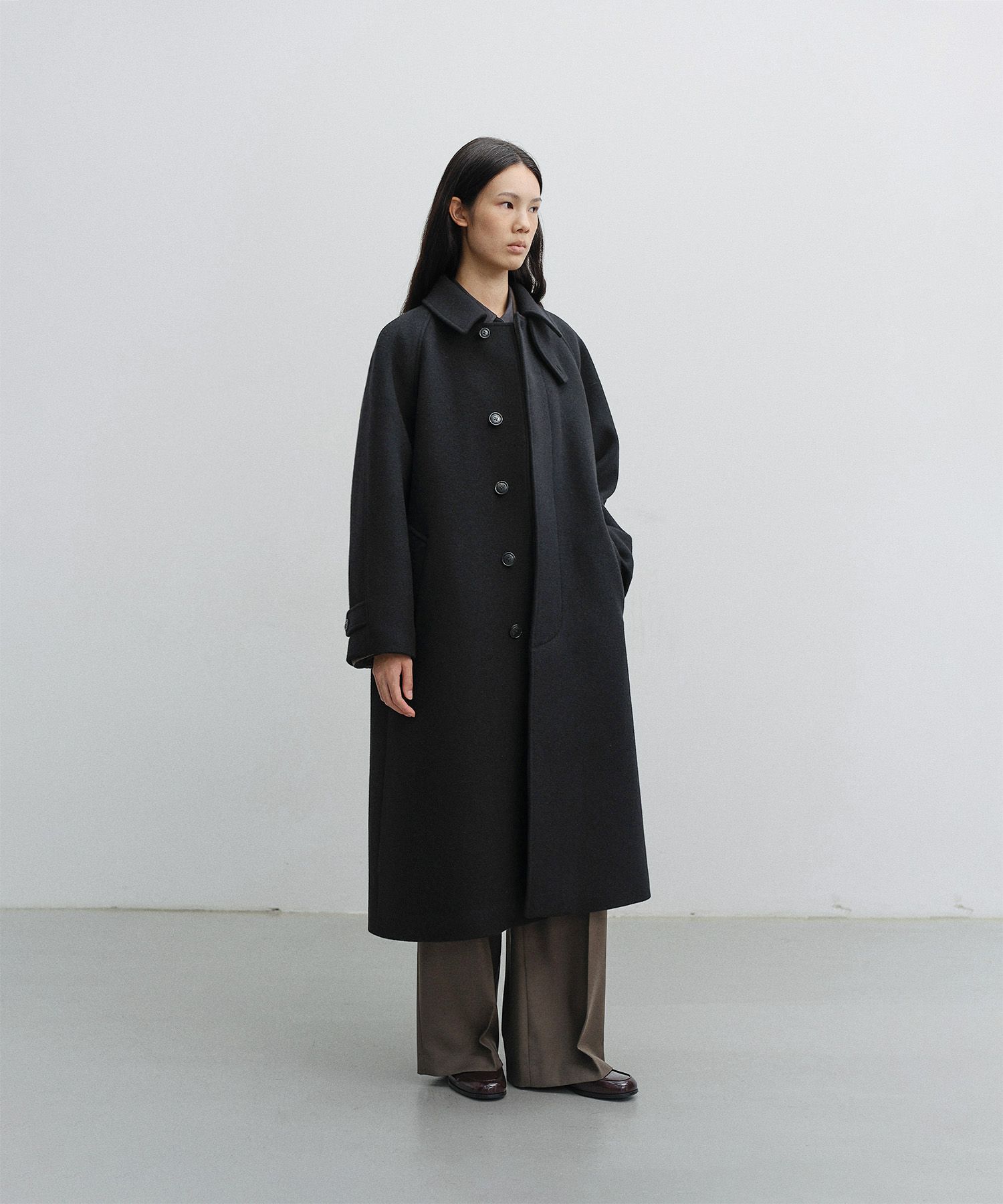 MUSINSA公式 | ANOTHER OFFICE WOMEN w. Legacy Balmacaan Coat (Black)