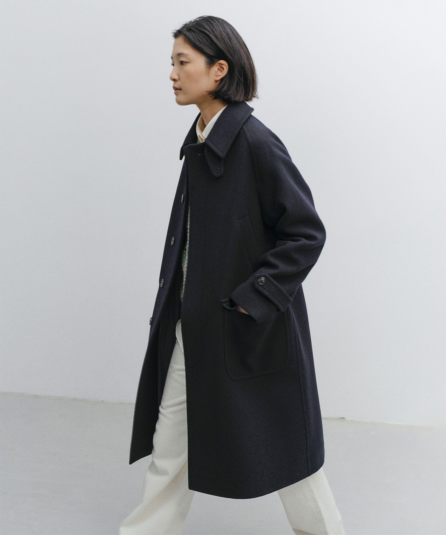 MUSINSA | ANOTHER OFFICE WOMEN w. Voyager Balmacaan Coat (Dark navy)