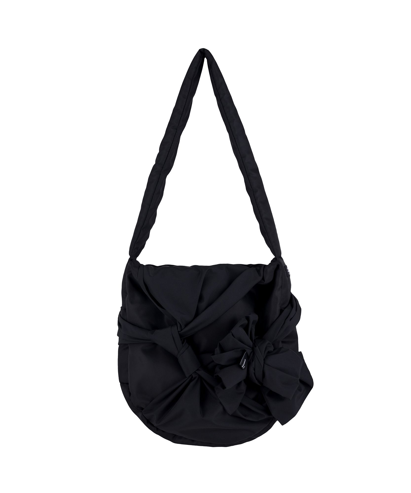 定価2万 IUGAMAKARAS イウガマカラス KNOTTED MINI PADDING BAG