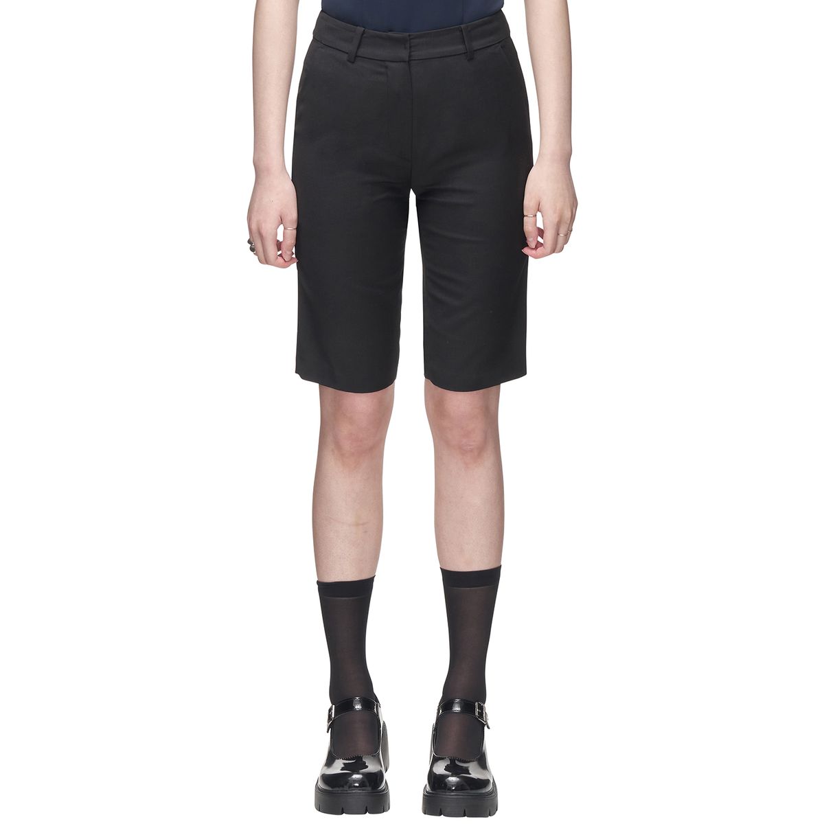 킴지수(KIMZISU) Back Slit Bermuda Shorts _ Black
