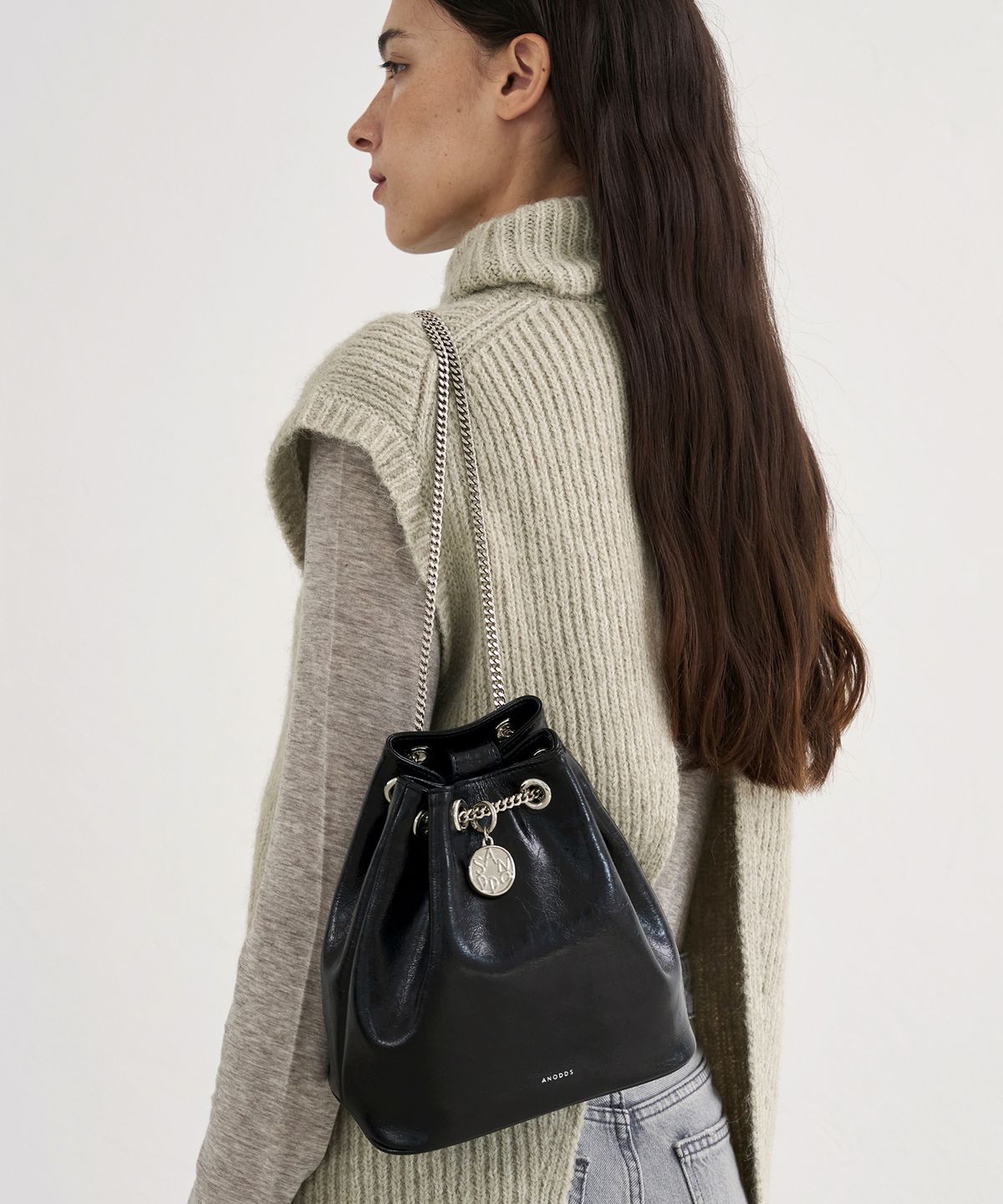 앤오즈(ANODDS) TIWI SLING chain leather medium bag 5 color