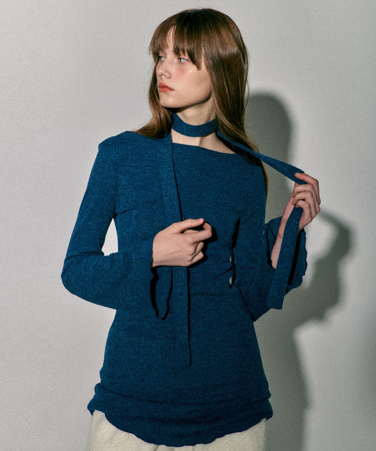 꾸아페(QUAFE) KNIT ONEPIECE & MUFFLER SET_DENIM BLUE