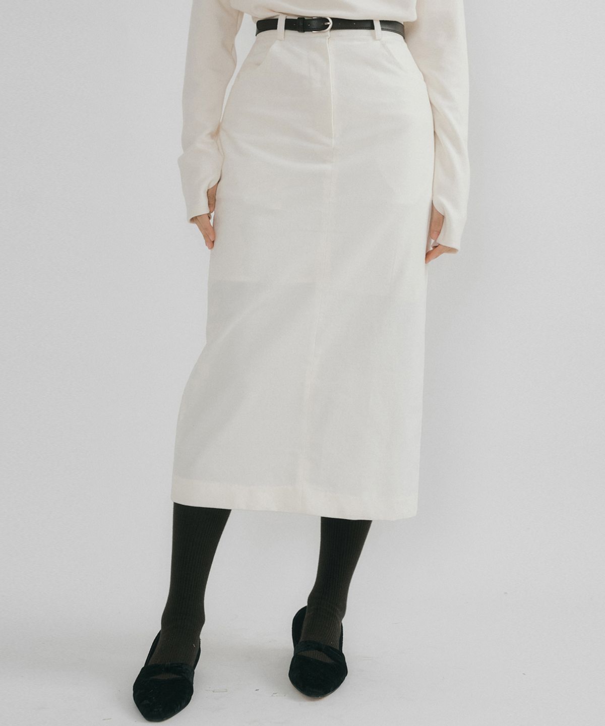 리올그(REORG) OSON COTTON VELVET MIDI SKIRT IVORY