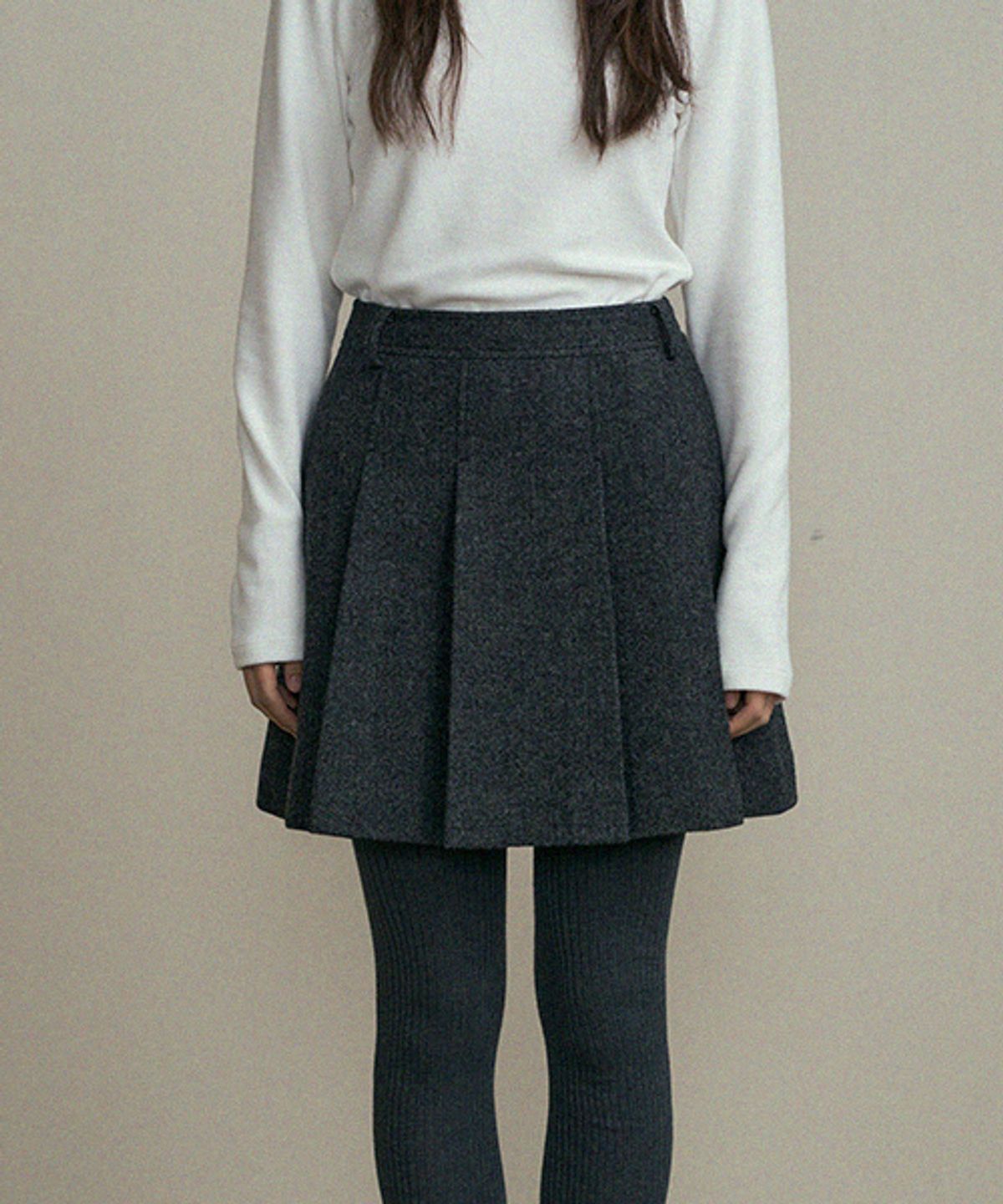 링서울(LINGSEOUL) wool pleated short skirt-black