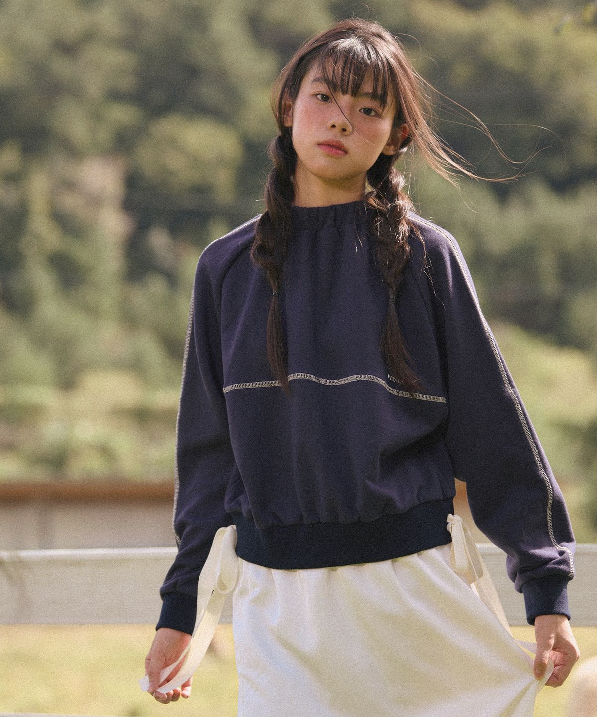 바이탈싸인(VITALSIGN) Neck Banding Ribbon Sweatshirt