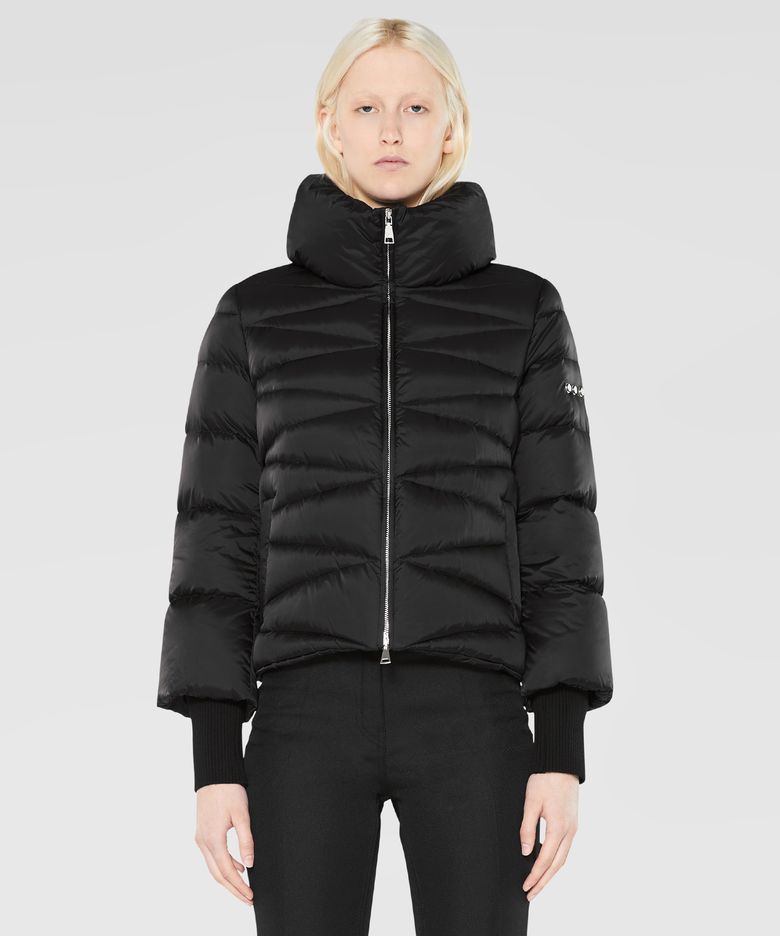 DOWN JACKET WITH DETACHABLE KNIT CUFF (BLACK) [8AW220]