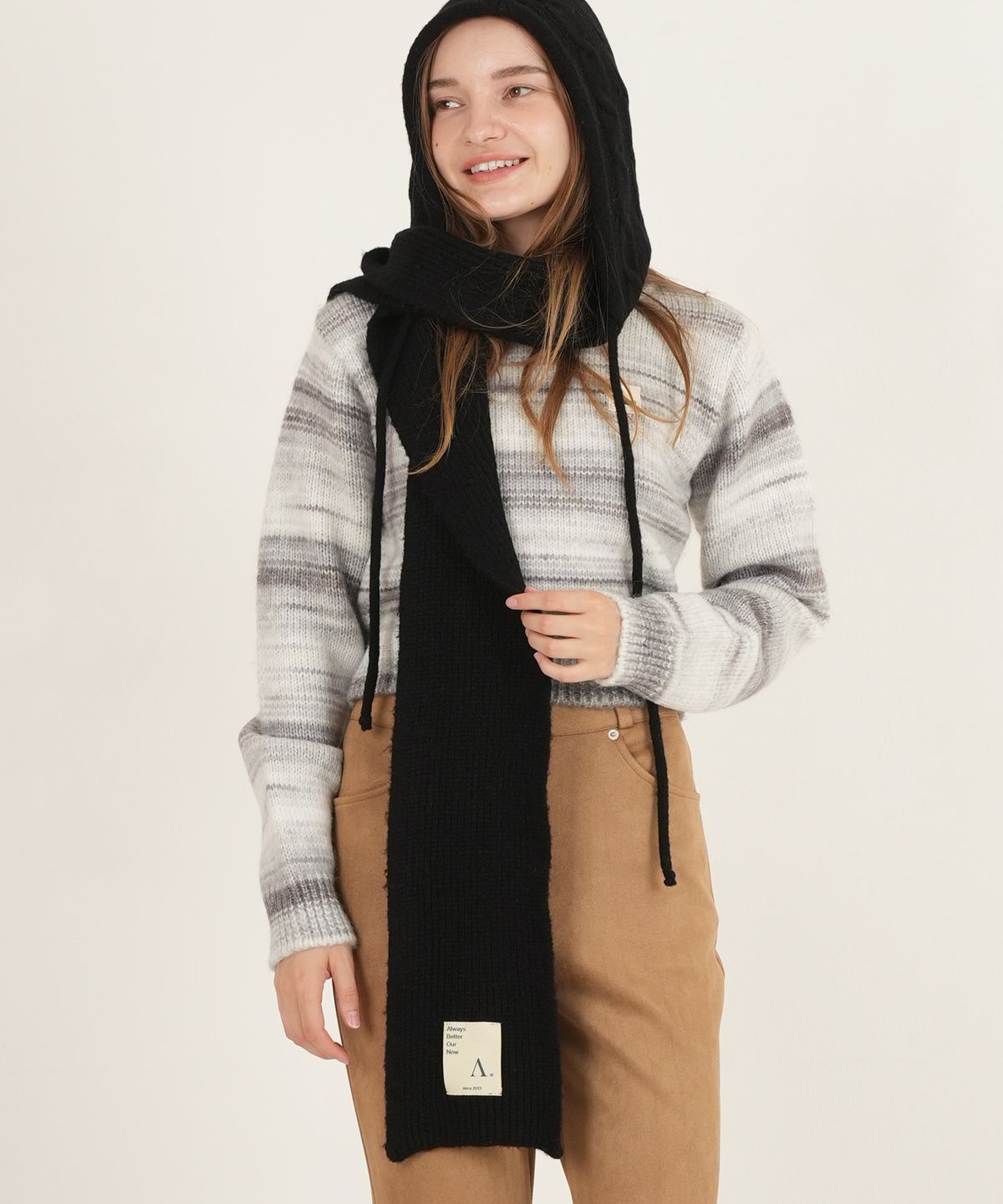 에이본(THE-ABON) 보들 꽈배기 니트 머플러 바라클라바 블랙
