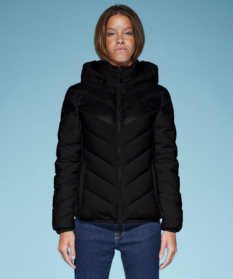 DOWN JACKET WITH DETACHABLE HOOD (BLACK) [8AW663]