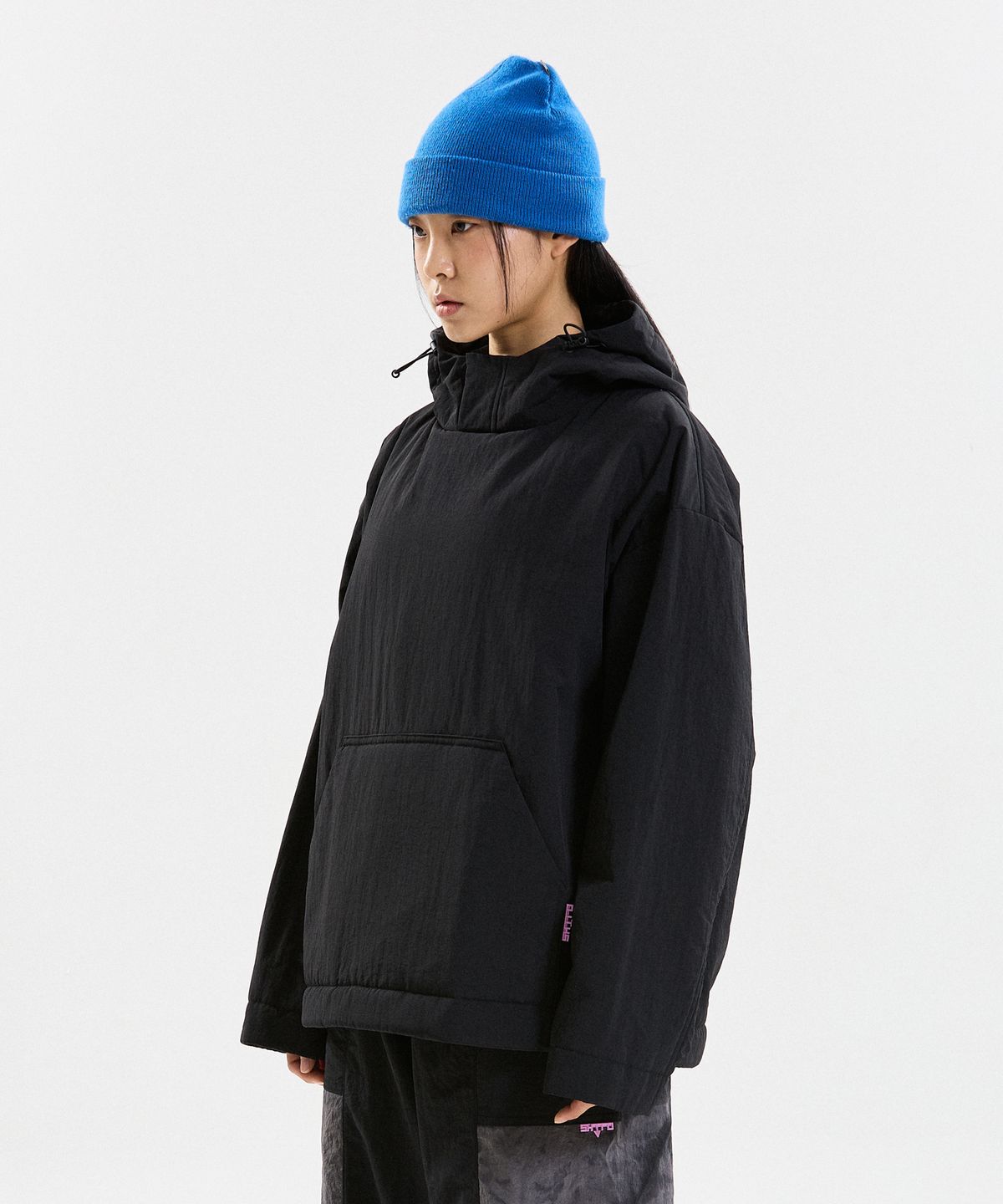 슈브토(SHVTO) Puffer black hoodie