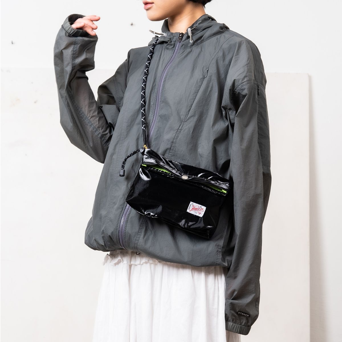 누베스(NUBES) LLUVIA CATZ V2 - BLACK
