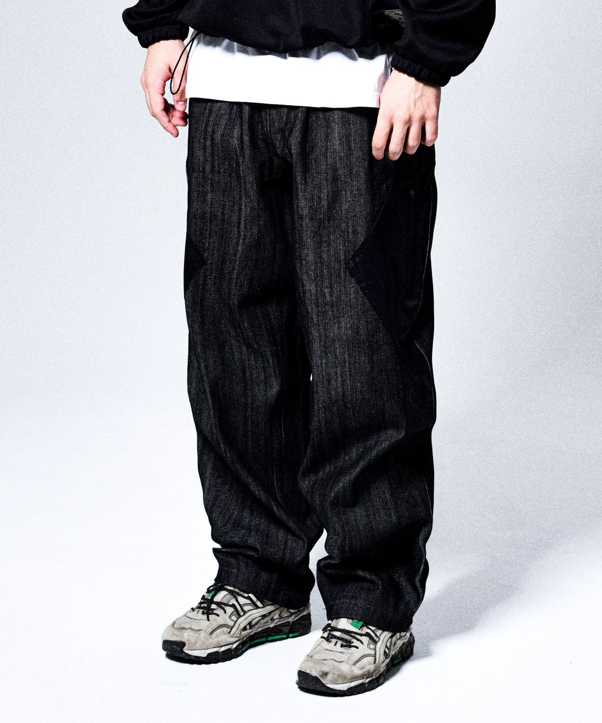 프리키쉬빌딩(FREAKISH BUILDING) DIPPING SAUCE TWO TUCK DENIM PANTS