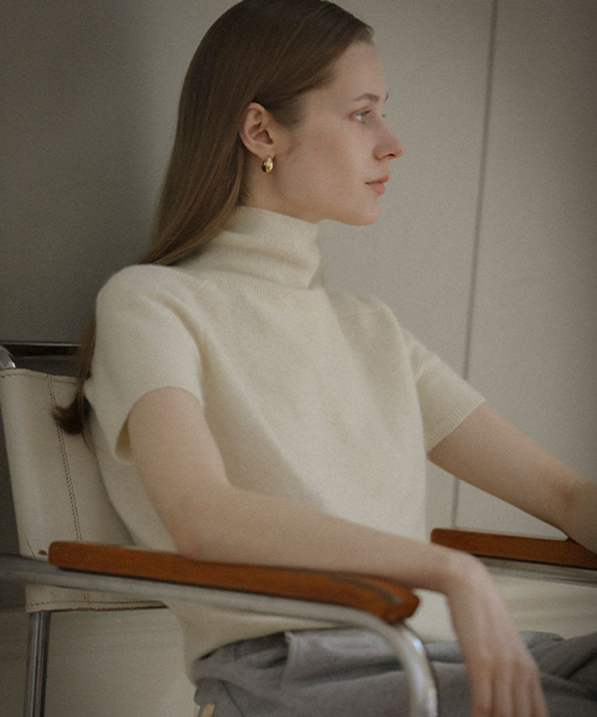 틸아이다이(TILL I DIE) Raccoon half turtle-neck knit_Ivory