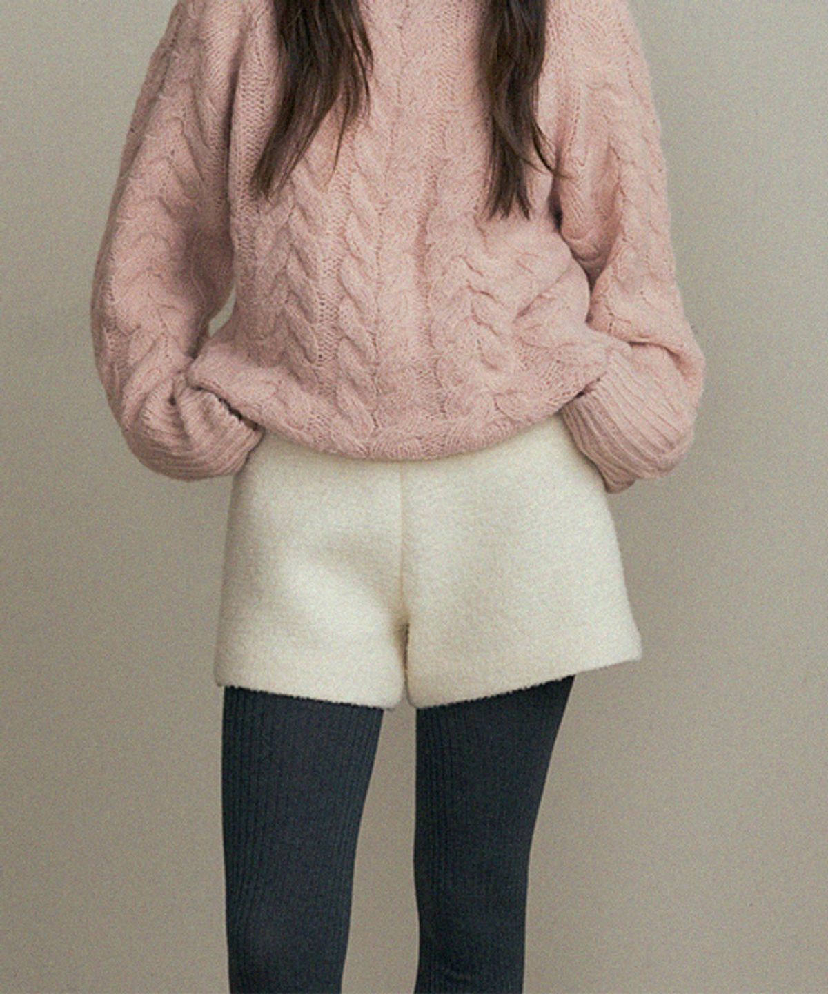 링서울(LINGSEOUL) alpaca half pants-ivory