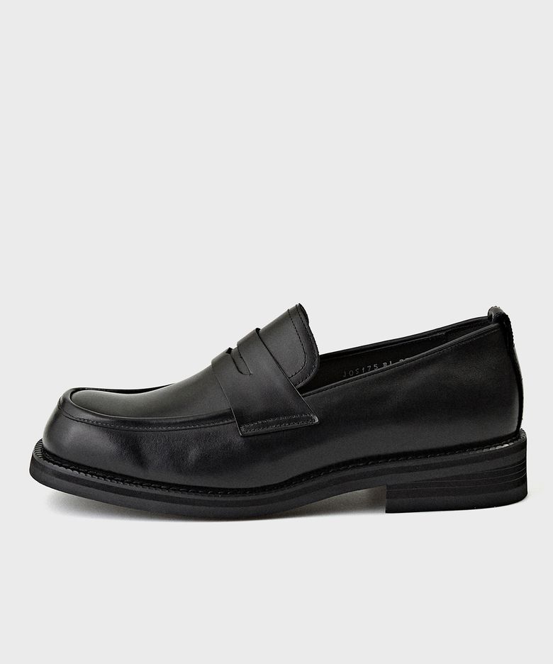 LIAM BLACK [VIBRAM]