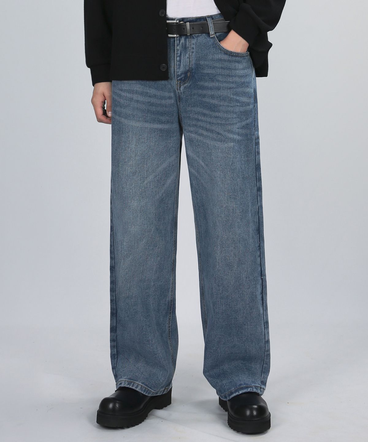 베리베인(VERYVAIN) HALF BANDING WIDE DENIM (LIGHT BLUE)