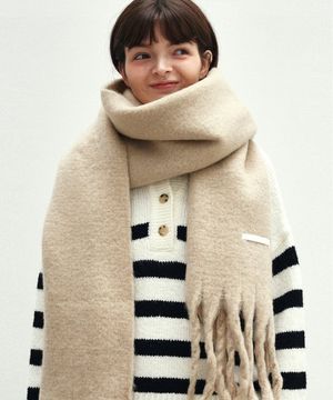 퍼스트 라벨 볼드 머플러_라이트 베이지