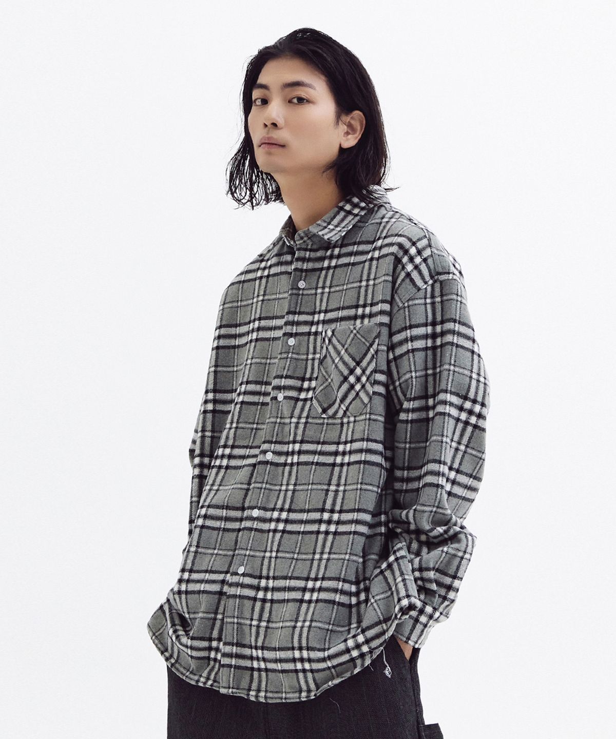 아케시(AKECII) 루즈 울 체크 셔츠 그레이