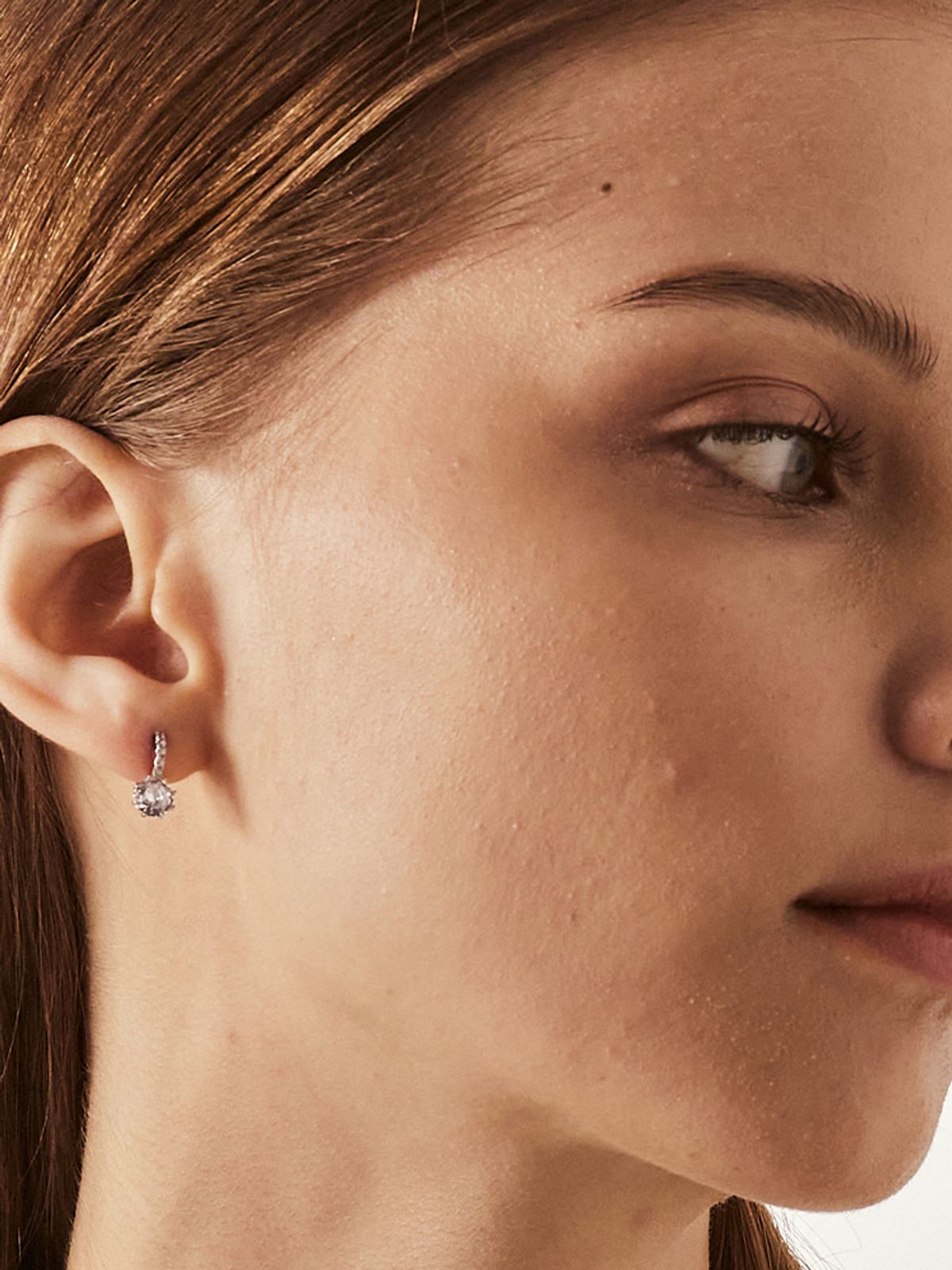 소수(SOSOO) Single Cubic Point Earring 싱글 큐빅 포인트 귀걸이