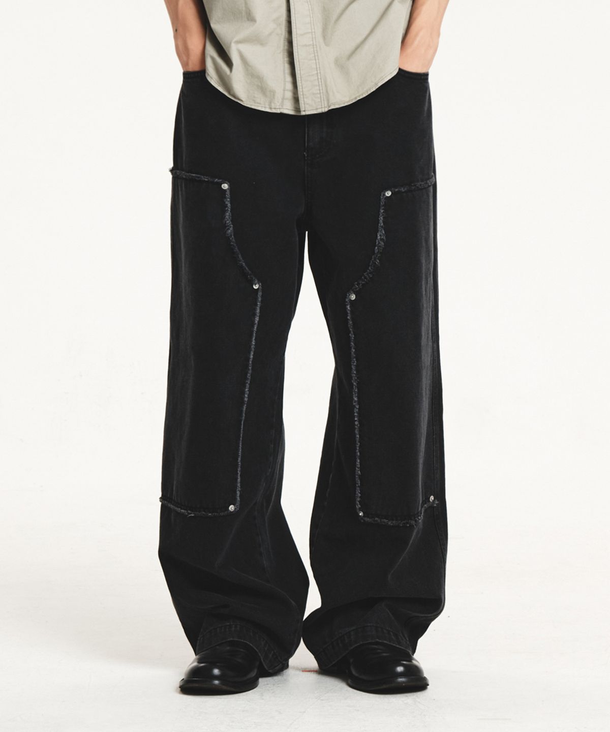 가든익스프레스(GARDEN EXPRESS) Raw Edge Carpenter Denim (black)