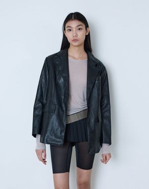 오버 핏 비건 레더 블레이저(블랙)