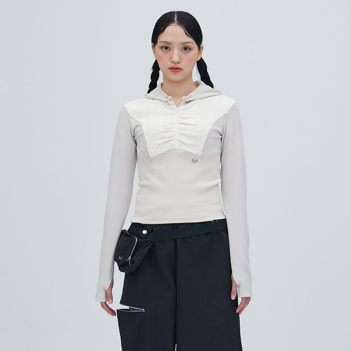 라라폭스(LALAFOX) MESH BLOCK HOODED T-SHIRT IVORY BP3CL006